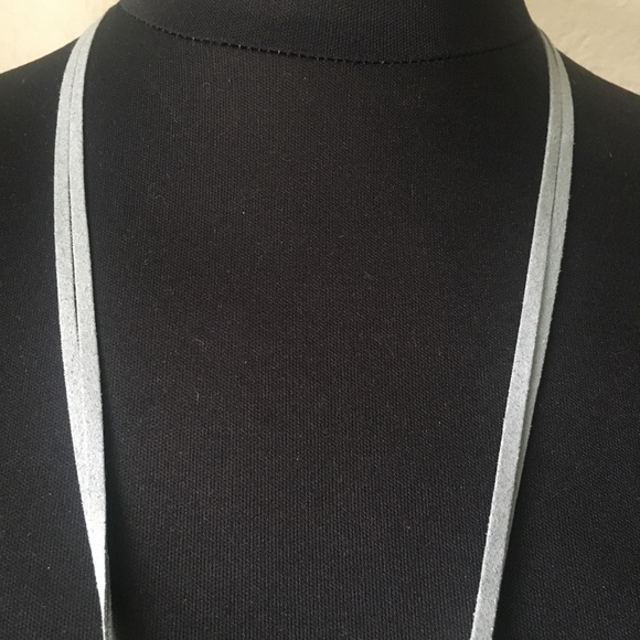 Niumike Beaded Necklace - Picture 4 of 5